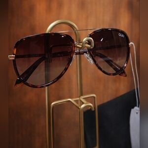 Quay Tortoise Polorized Sunglasses